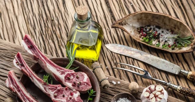 Ile kosztuje kilogram baraniny? Sprawdź ceny i oferty w Polsce Ile kosztuje kilogram baraniny? Sprawdź ceny i oferty w Polsce