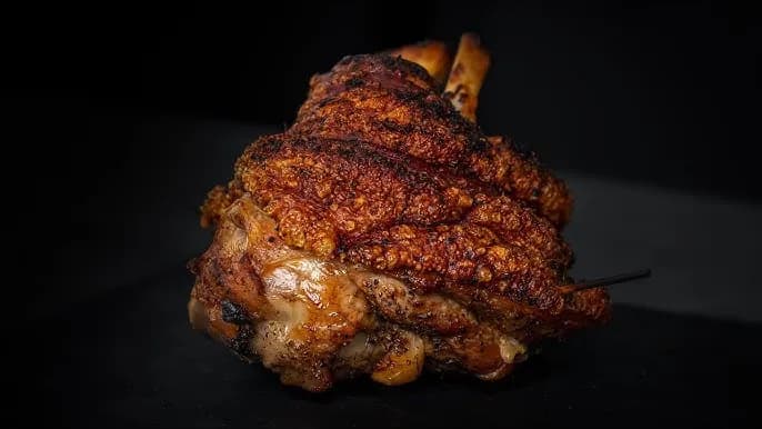 Jak długo piec golonkę w piekarniku, aby uzyskać idealną chrupkość? Jak długo piec golonkę w piekarniku, aby uzyskać idealną chrupkość?